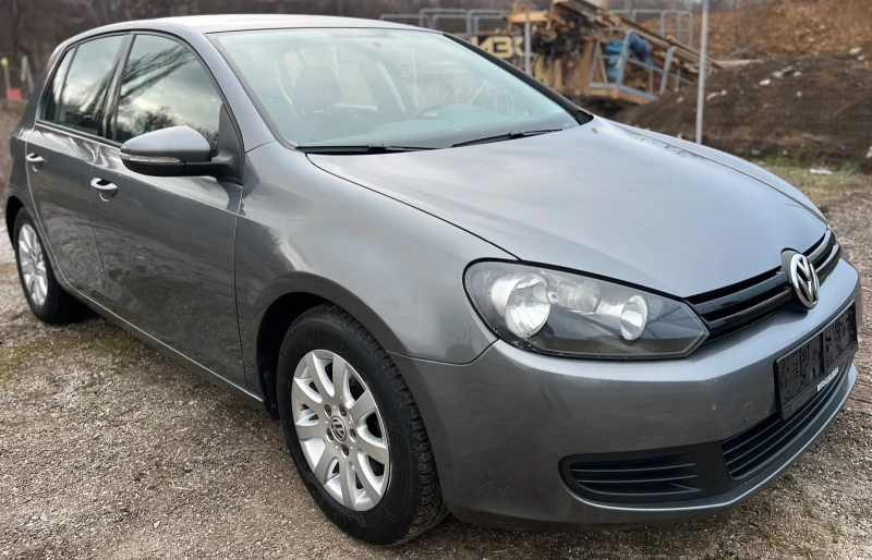 VW Golf 2.0TDi//KLIMATRONIK , снимка 1 - Автомобили и джипове - 48958655