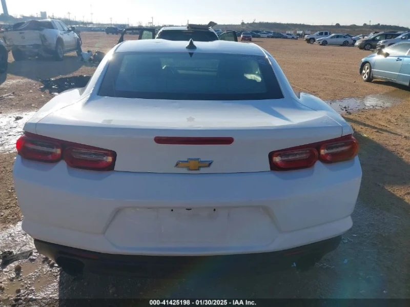 Chevrolet Camaro, снимка 2 - Автомобили и джипове - 49493647