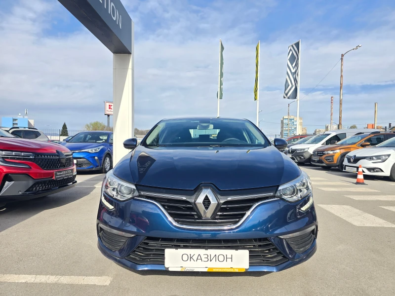 Renault Megane 1.3 Tce, снимка 2 - Автомобили и джипове - 49908761