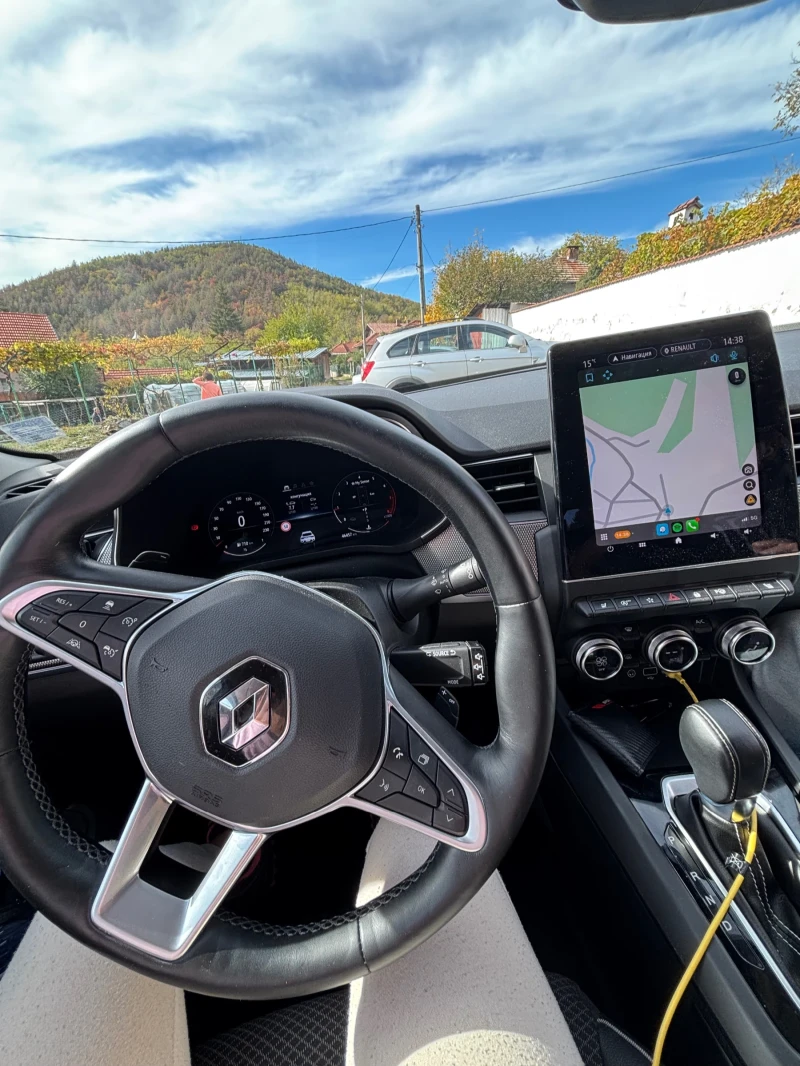 Renault Arkana, снимка 3 - Автомобили и джипове - 52589948