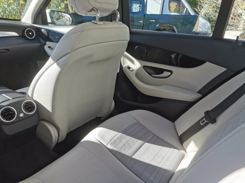 Mercedes-Benz C 220 Avantgard , снимка 11 - Автомобили и джипове - 52420407