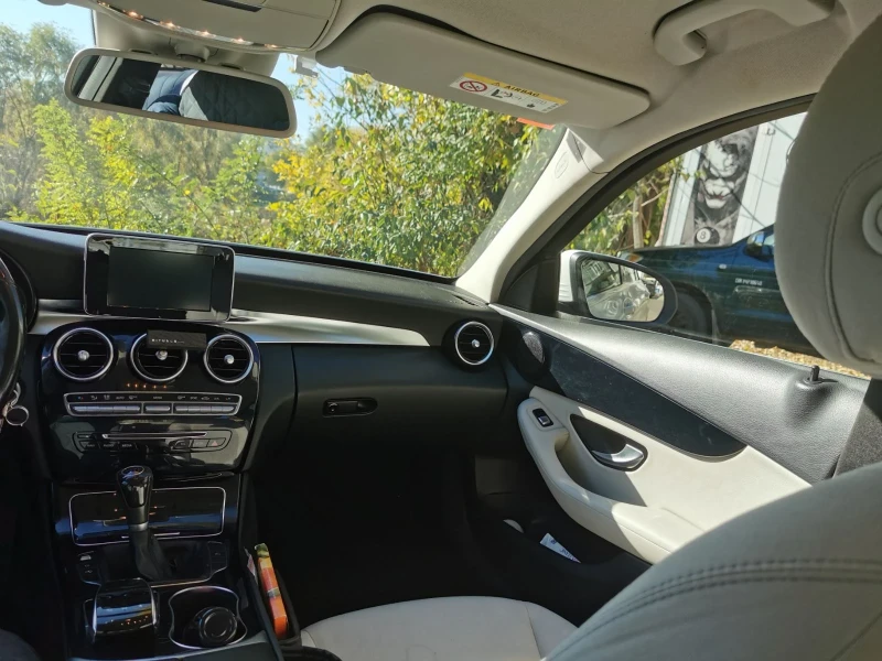 Mercedes-Benz C 220 Avantgard , снимка 4 - Автомобили и джипове - 52420407