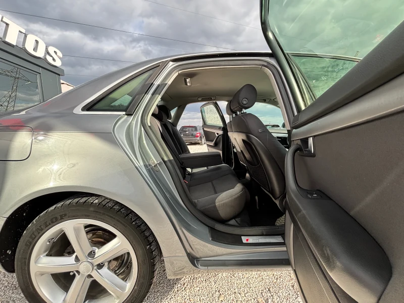 Audi A4 2.0TDI/S-LINE/4X4, снимка 7 - Автомобили и джипове - 52520003