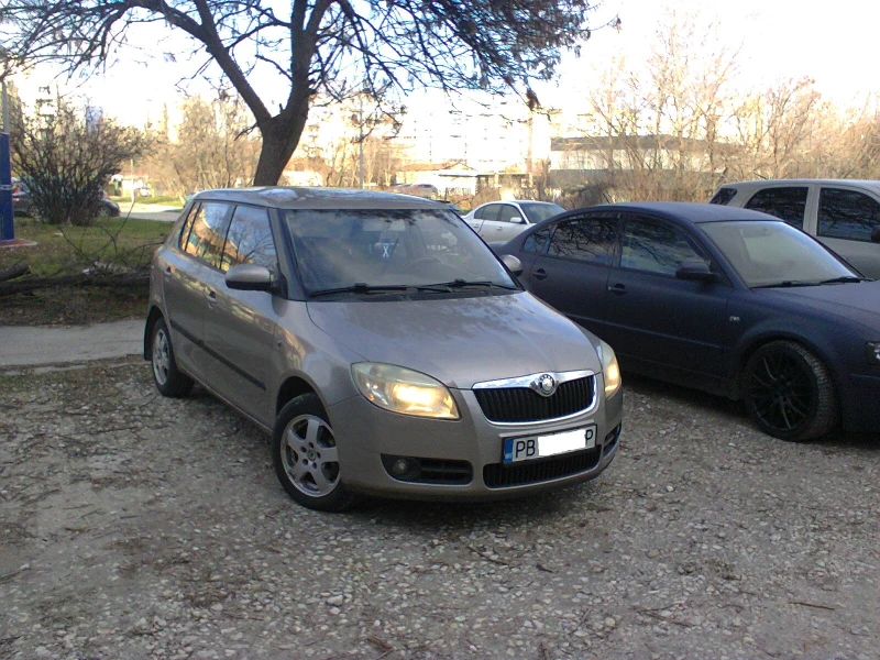 Skoda Fabia * * КЛИМАТИК* * , снимка 2 - Автомобили и джипове - 53106918