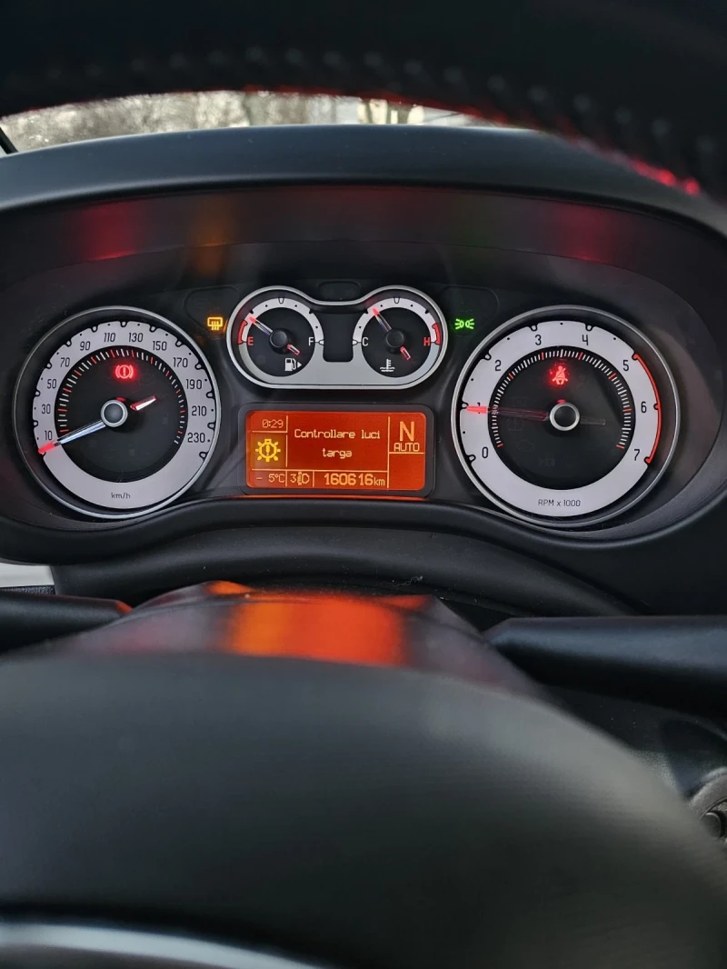 Fiat 500L 1.3 MULTIJET, EURO6, 95hp, AUTO, снимка 13 - Автомобили и джипове - 53136177