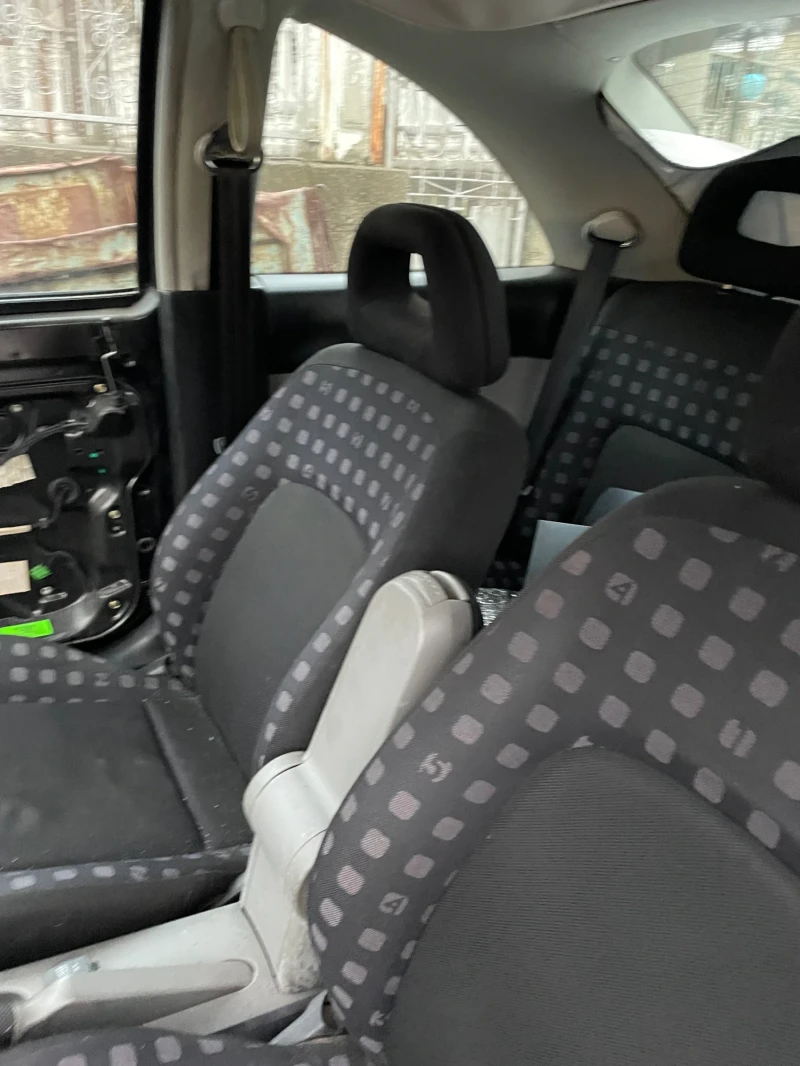 VW New beetle 1.9TDI, снимка 6 - Автомобили и джипове - 53184256