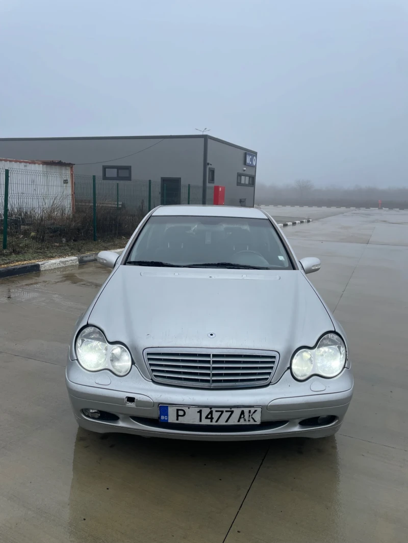 Mercedes-Benz C 220