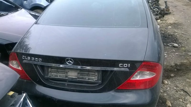 Mercedes-Benz CLS 320 3.2cdi, снимка 3 - Автомобили и джипове - 49530127