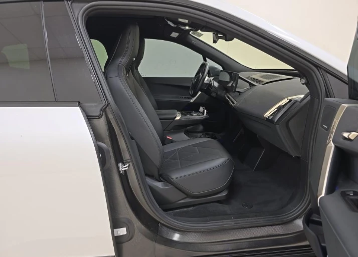 BMW iX, снимка 8 - Автомобили и джипове - 54743537