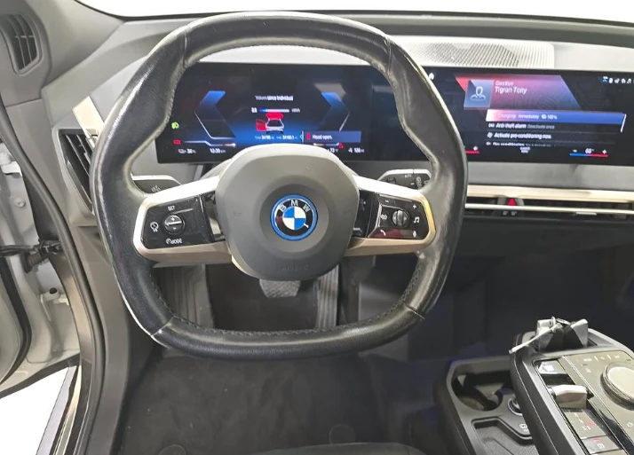 BMW iX, снимка 10 - Автомобили и джипове - 54743537