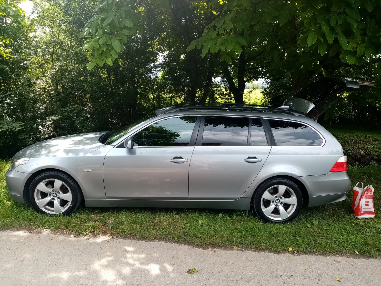 BMW 525 M54 B25 Газ инжекция и много екстрова, снимка 1