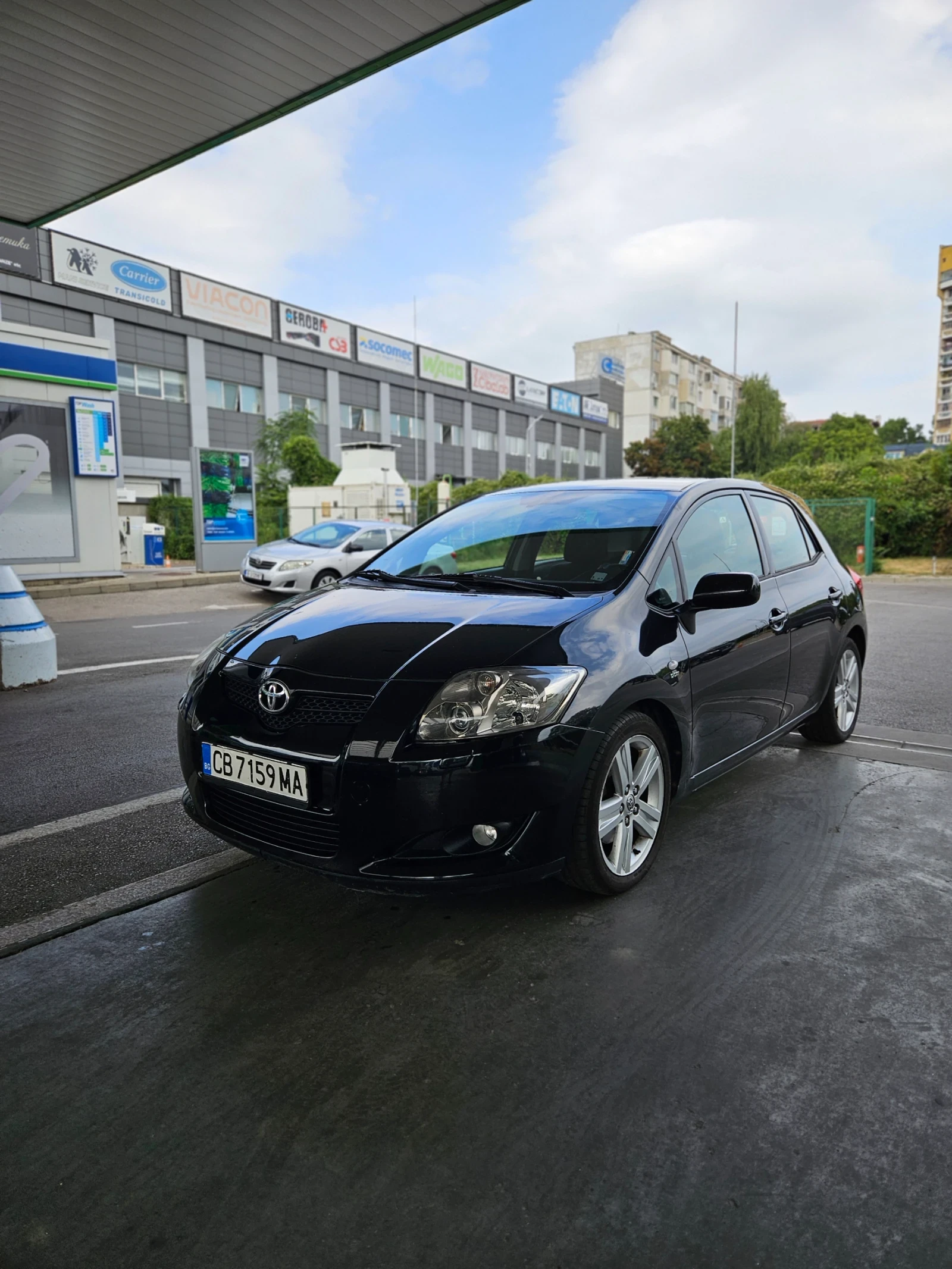 Toyota Auris 2.2 DCat - изображение 8