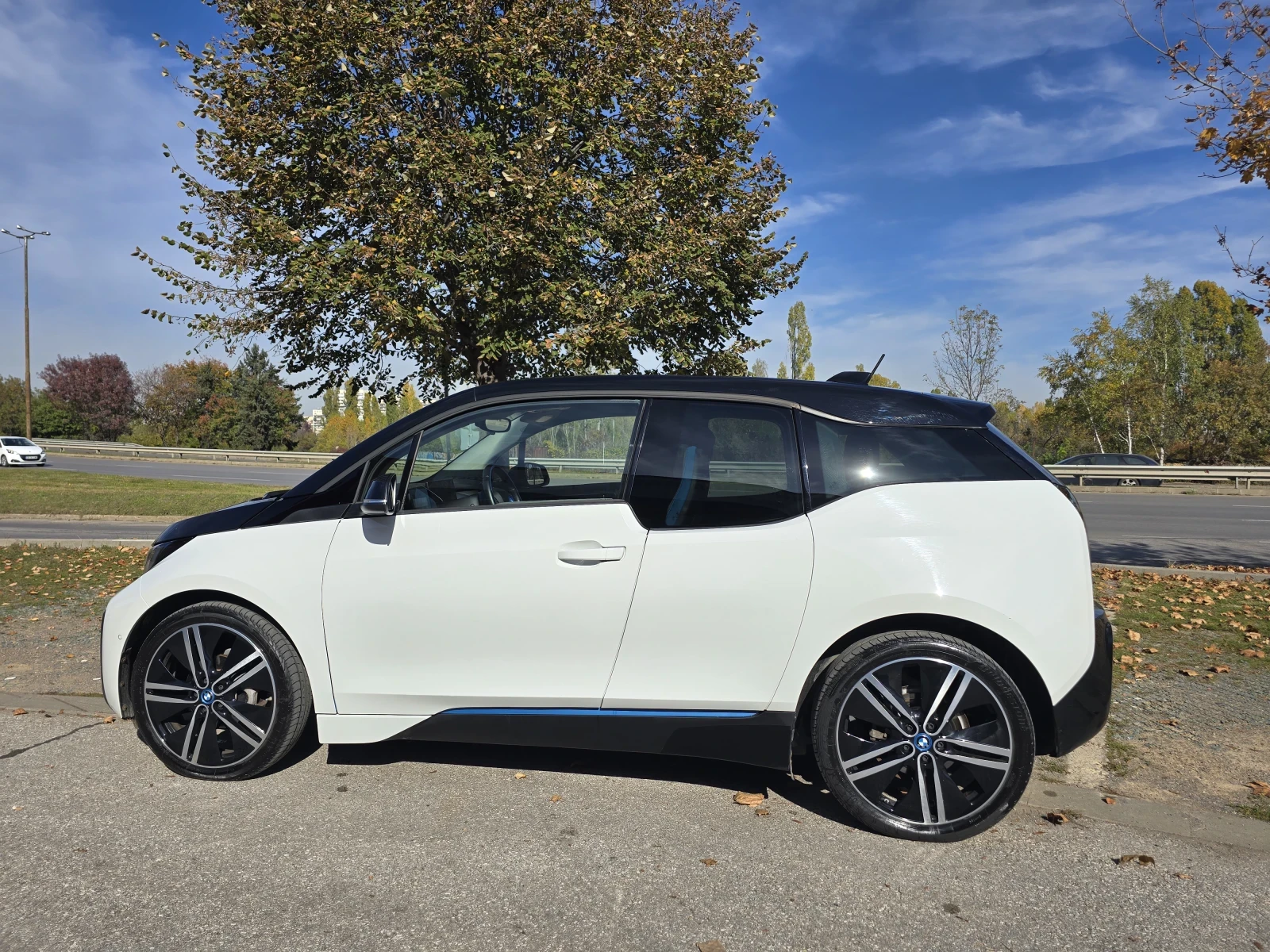 BMW i3 120Ah - изображение 5