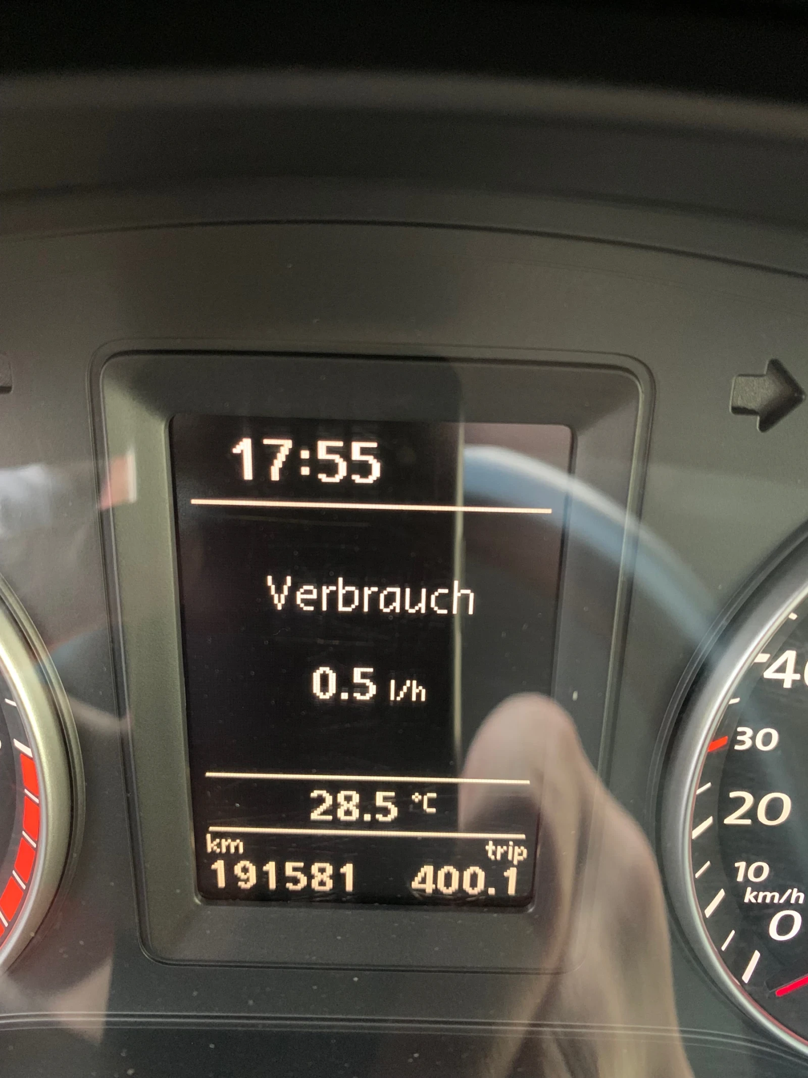 VW Jetta 1.6TDI - изображение 9