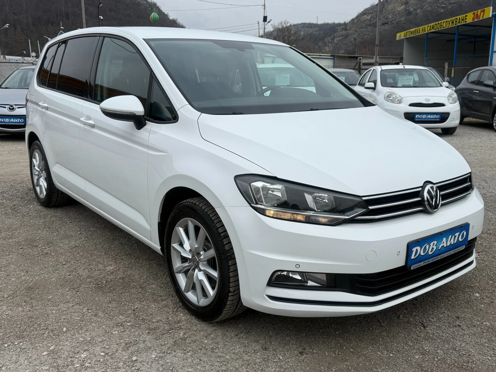 VW Touran 2.0TDI 6Speed DSG city safety - изображение 8