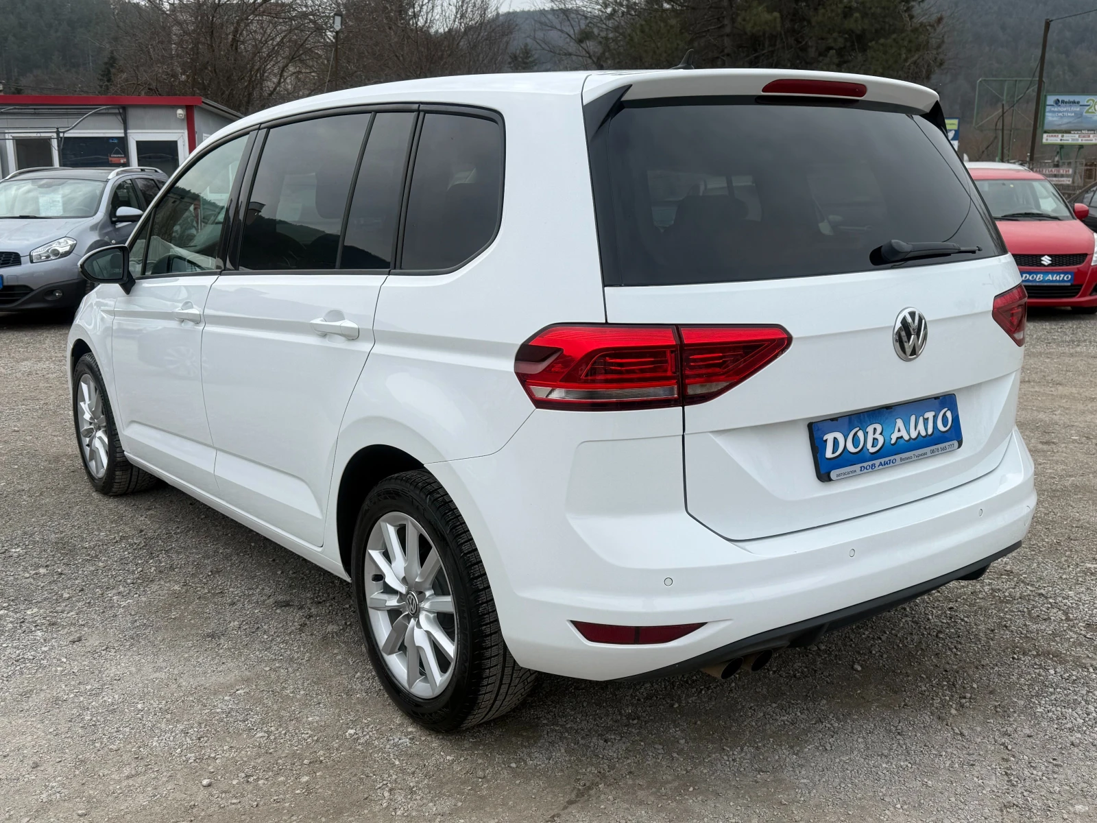 VW Touran 2.0TDI 6Speed DSG city safety - изображение 4