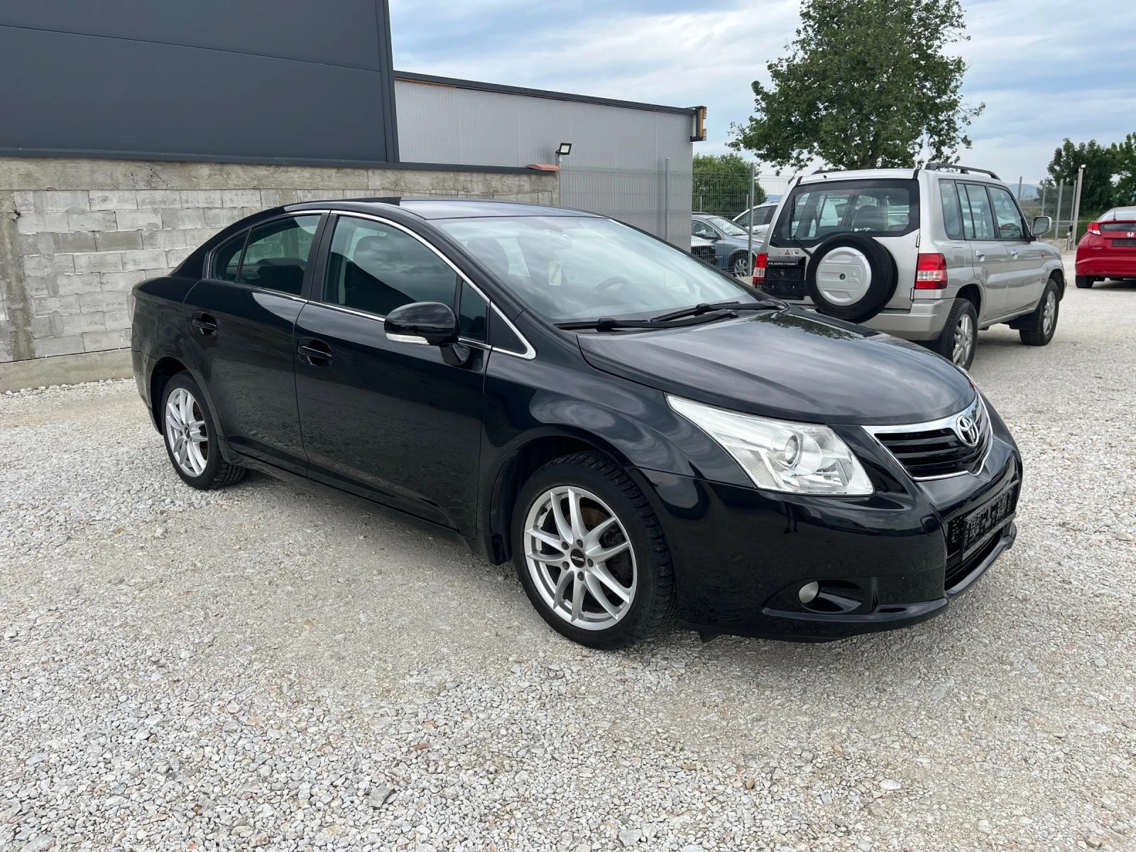 Toyota Avensis 1.8 VVTI - изображение 2