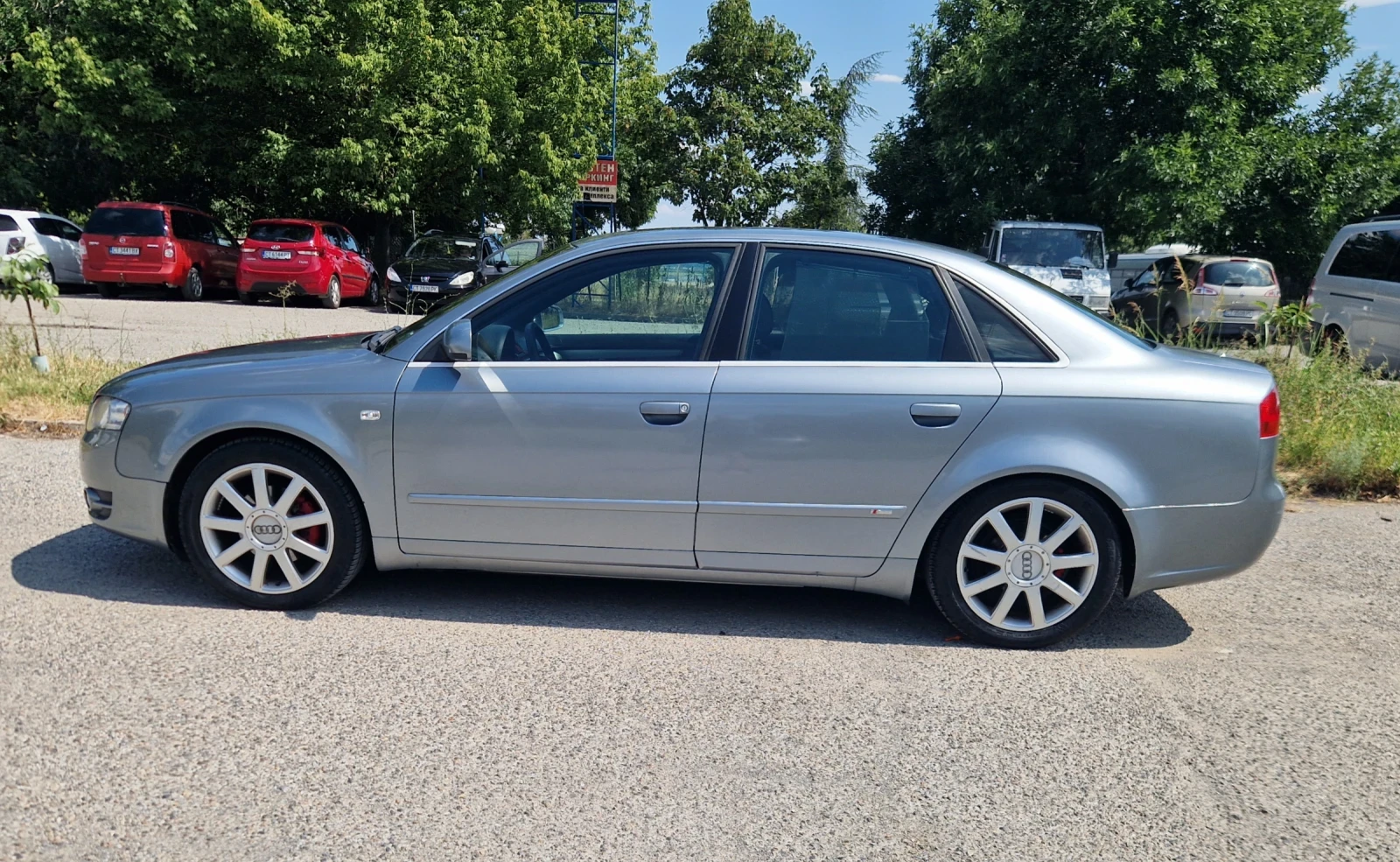 Audi A4  2.0TDI 140 кс quattro S-Line - изображение 6