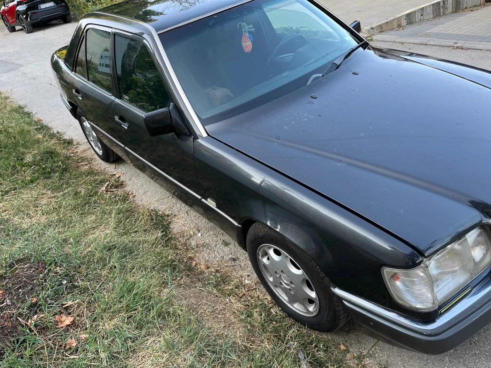 Mercedes-Benz 124 Е200 - изображение 8