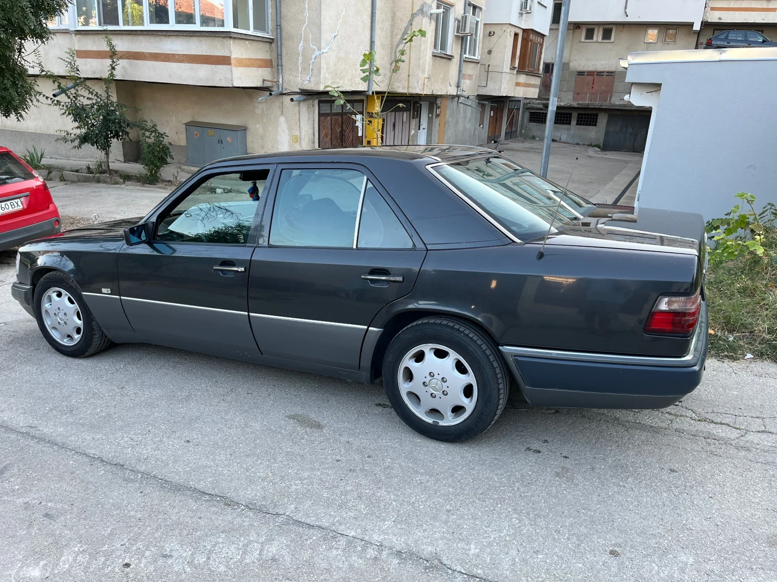 Mercedes-Benz 124 Е200 - изображение 5