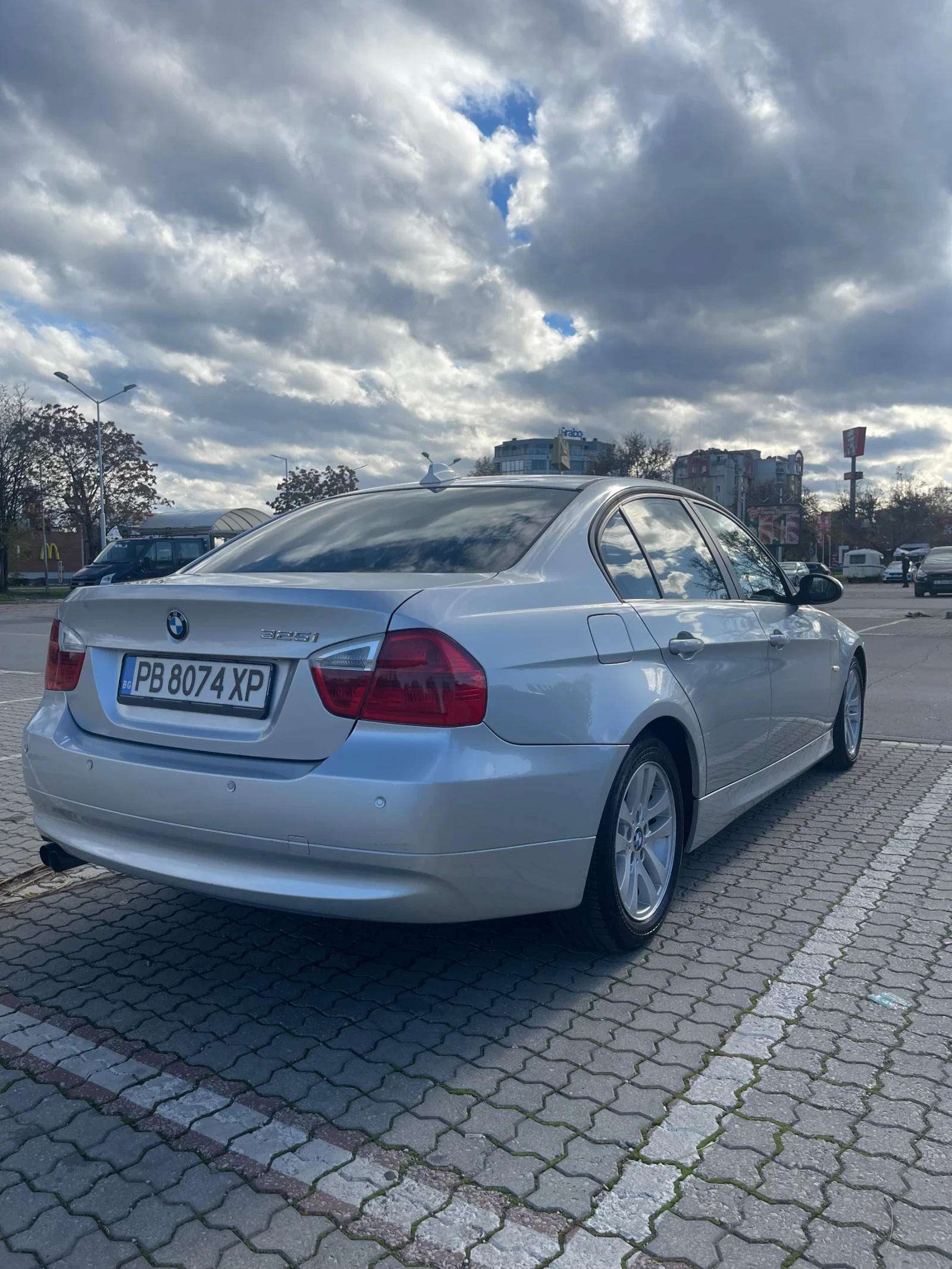 BMW 325  - изображение 9