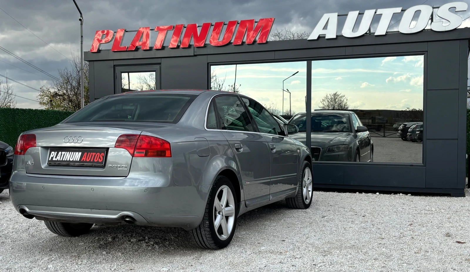 Audi A4 2.0TDI/S-LINE/4X4 - изображение 9