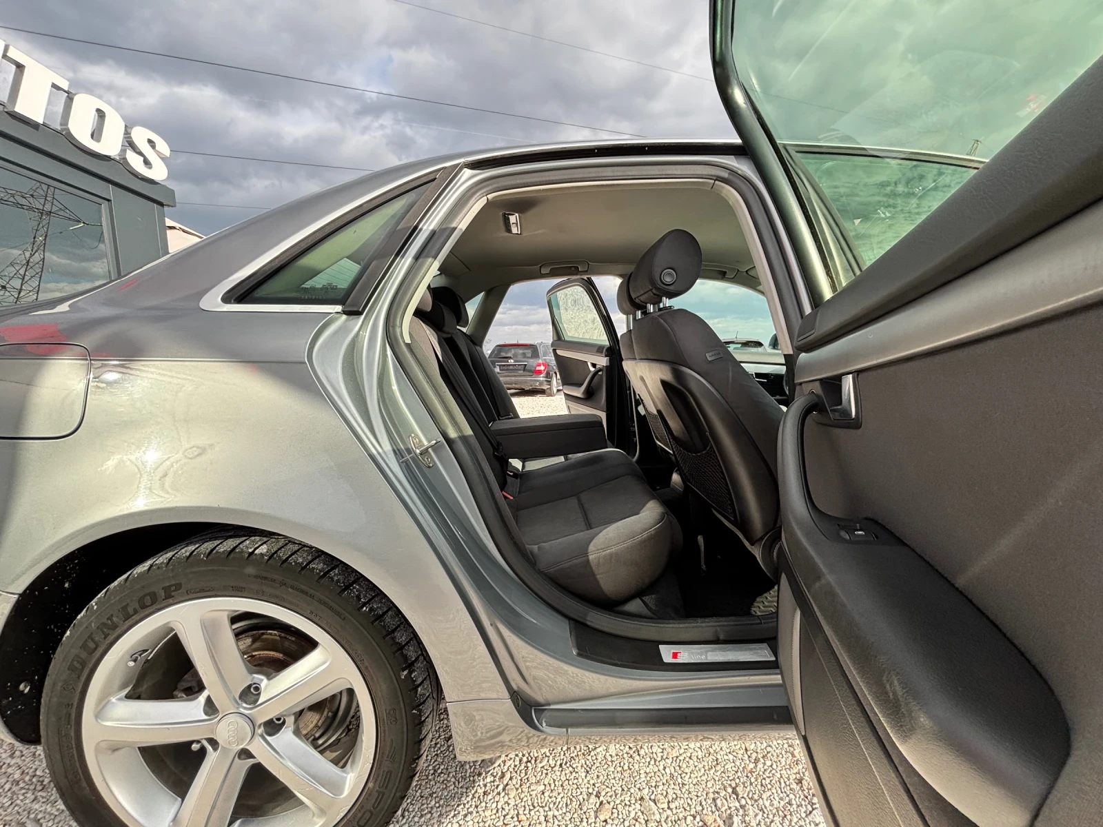 Audi A4 2.0TDI/S-LINE/4X4 - изображение 7