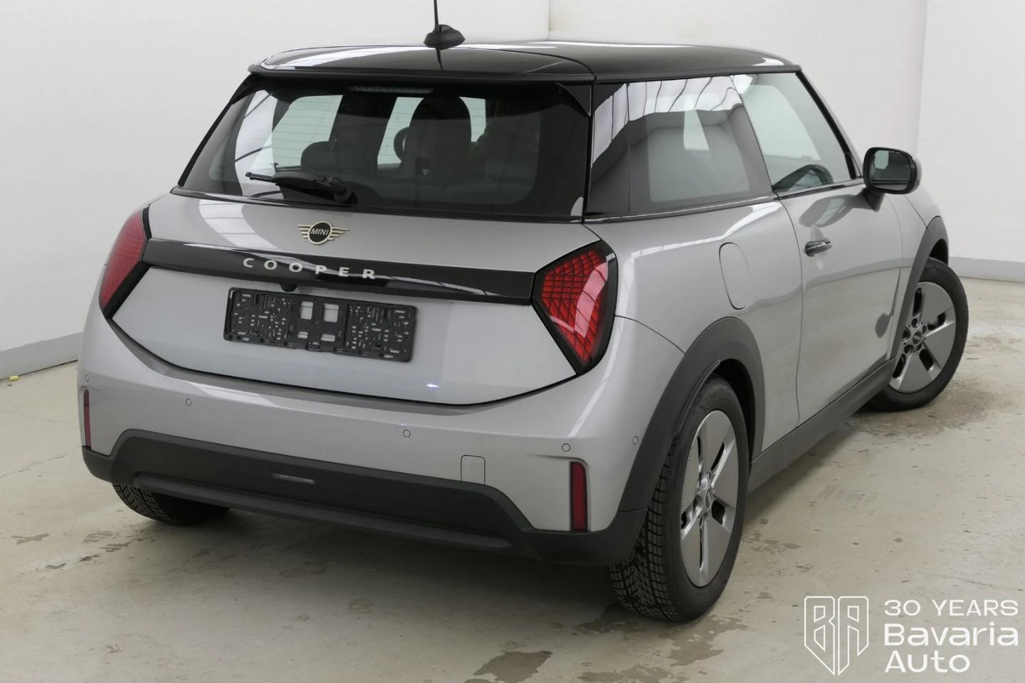 Mini Cooper C 1, 5 Steptronic Favoured Trim | Mobile.bg   3