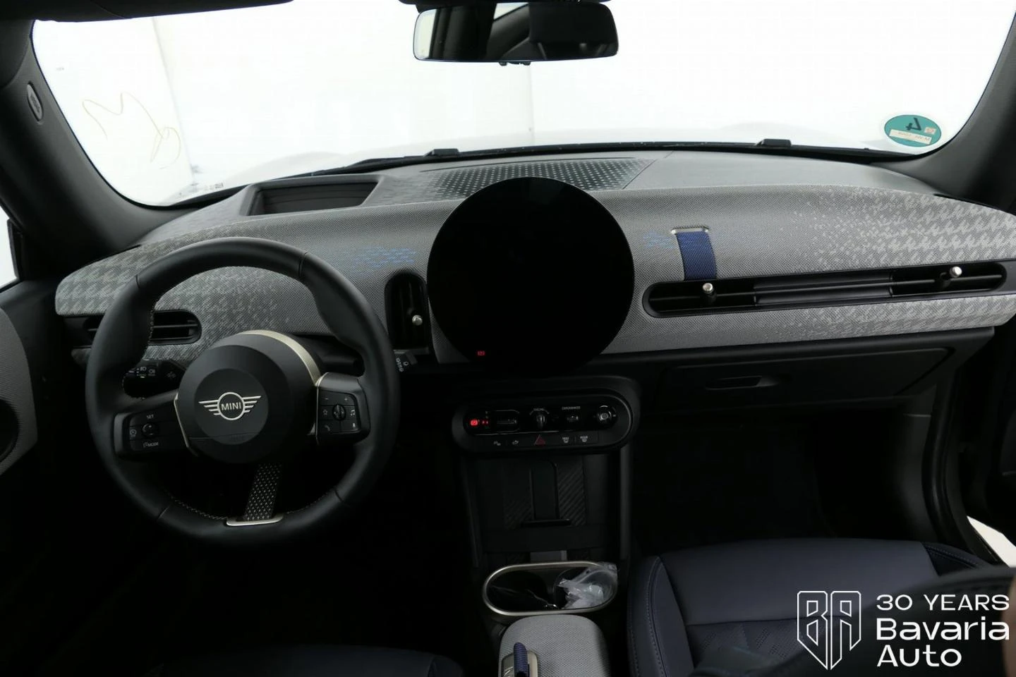 Mini Cooper C 1, 5 Steptronic Favoured Trim | Mobile.bg   6