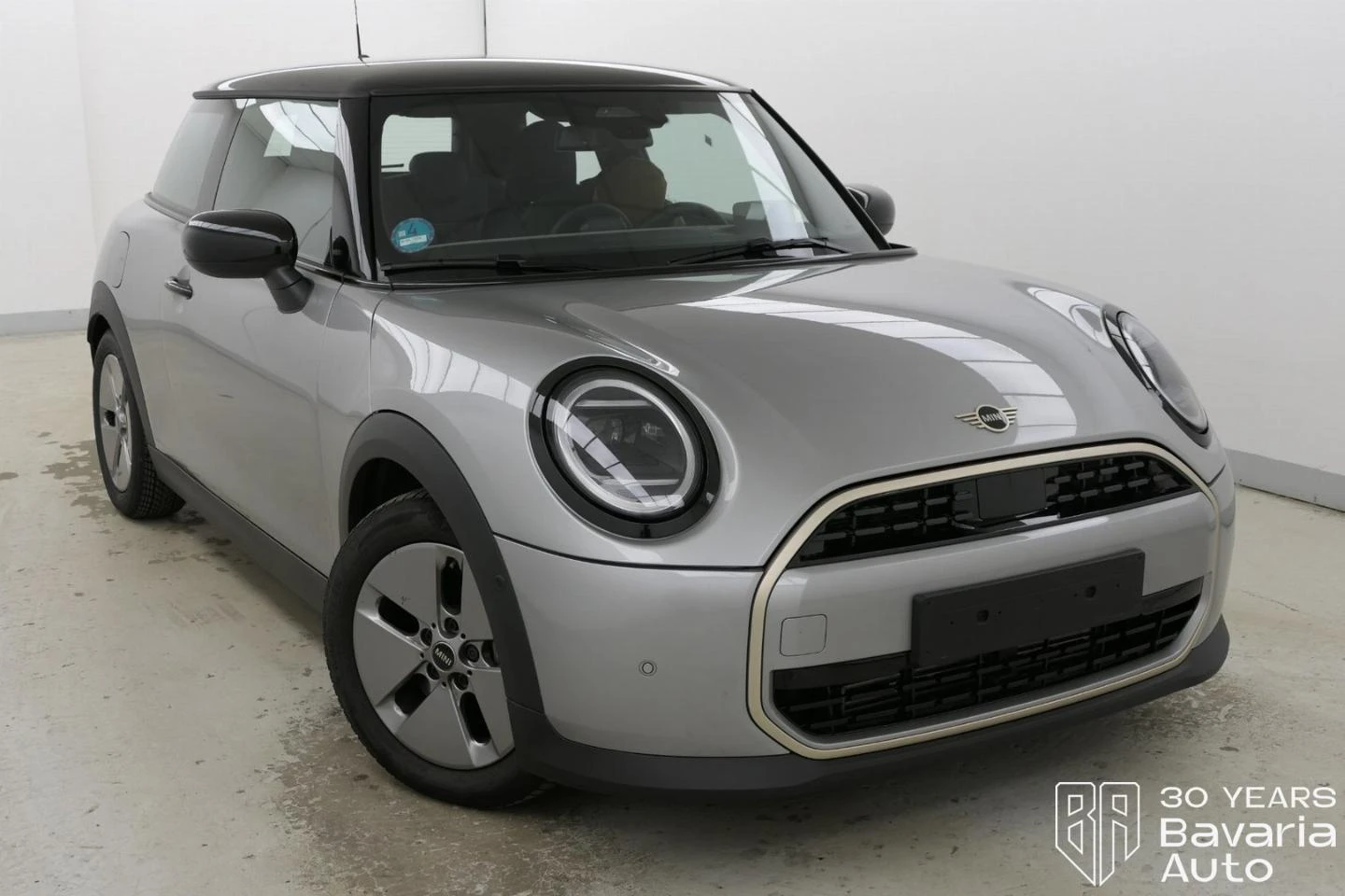 Mini Cooper C 1, 5 Steptronic Favoured Trim | Mobile.bg   4