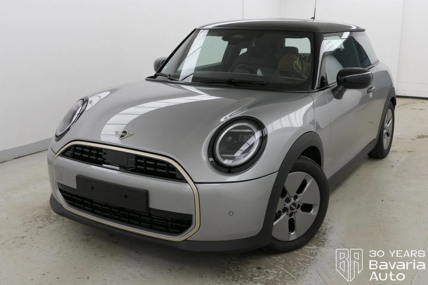 Mini Cooper C 1, 5 Steptronic Favoured Trim | Mobile.bg   1