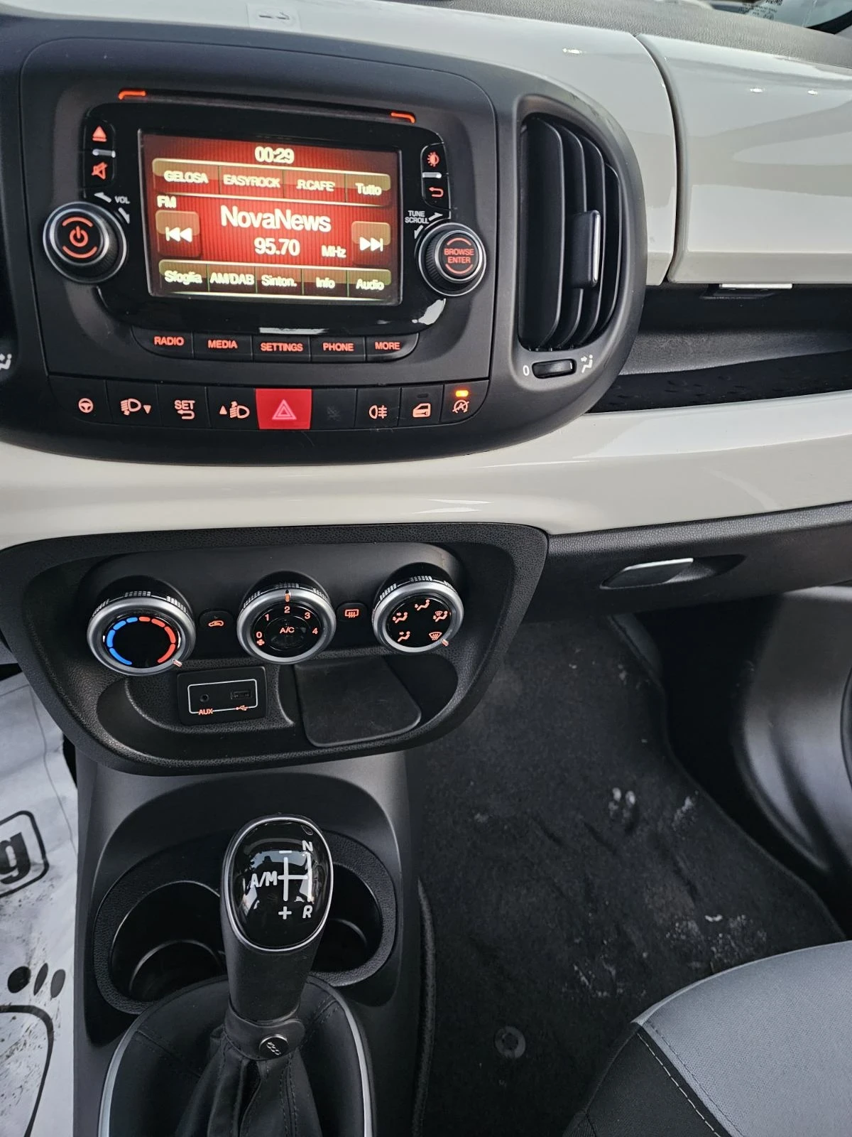 Fiat 500L 1.3 MULTIJET, EURO6, 95hp, AUTO - изображение 10