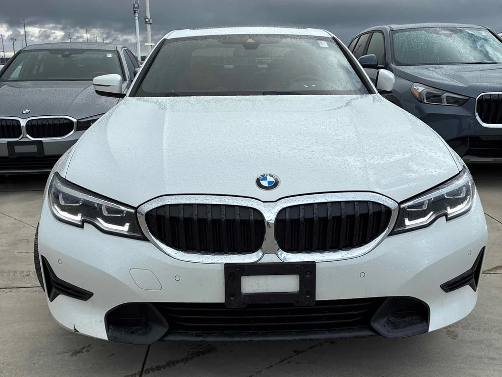 BMW 330 * 330i xDrive * CARFAX * БЕЗ ПЪРВОНАЧАЛНА ВНОСКА - изображение 6