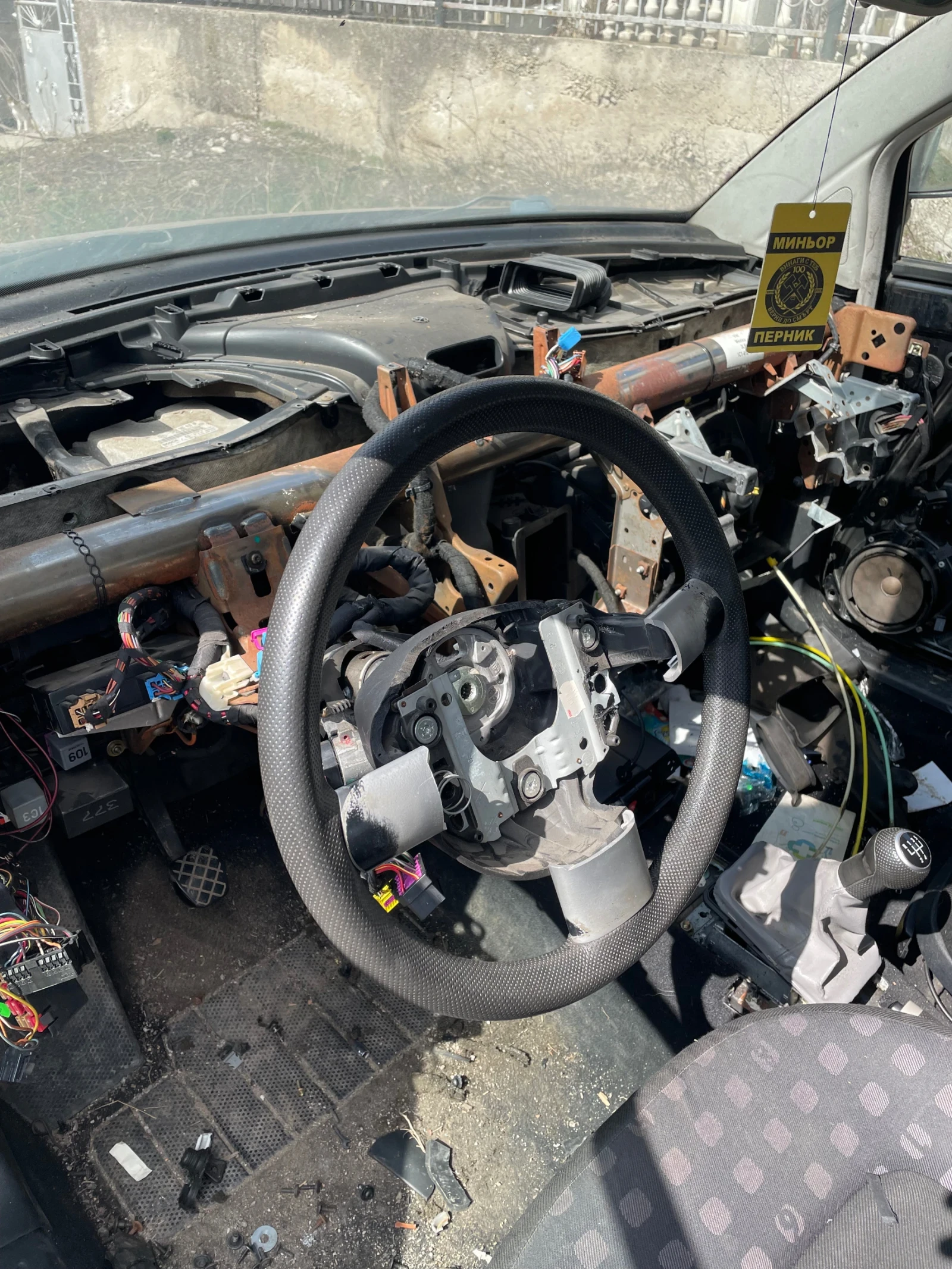 VW New beetle 1.9TDI, снимка 9 - Автомобили и джипове - 54725179