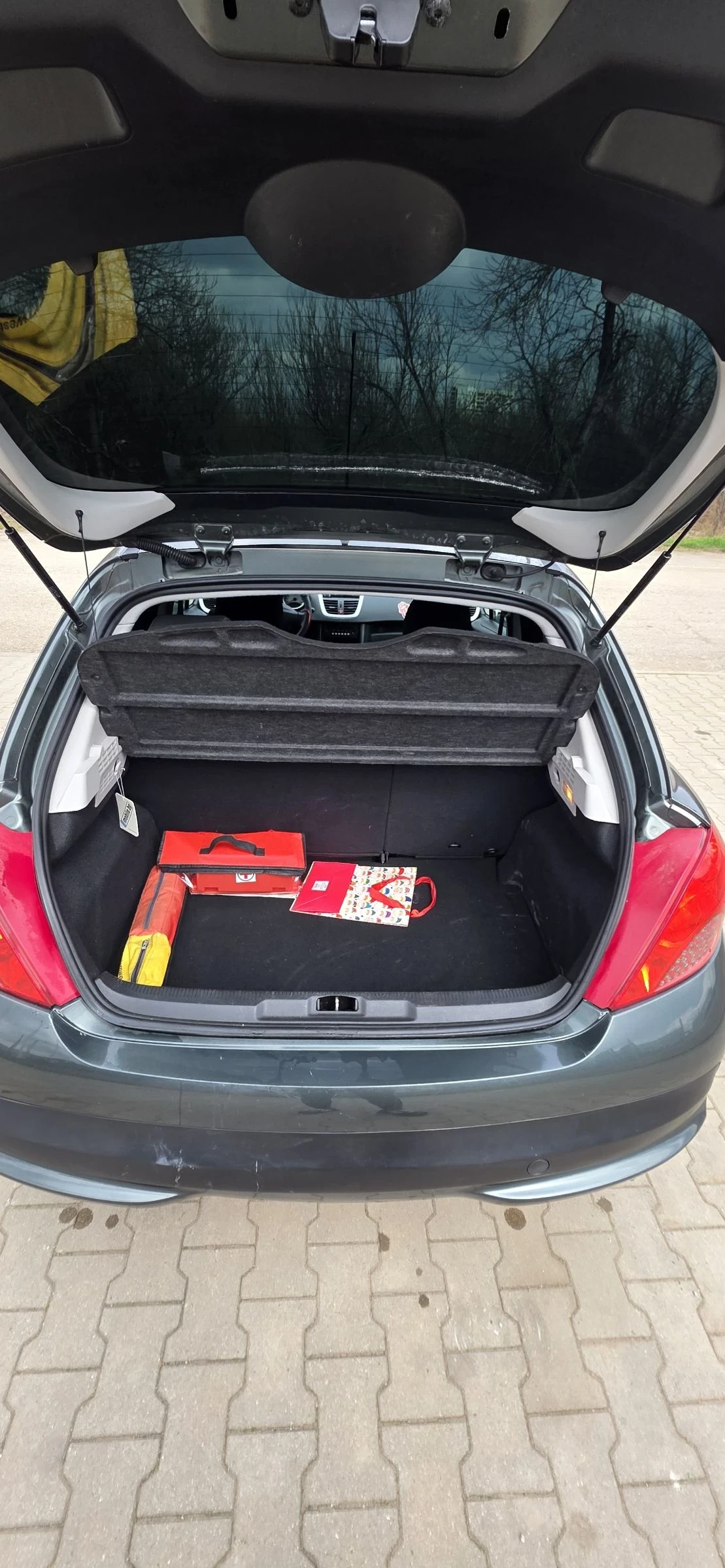 Peugeot 207, снимка 7 - Автомобили и джипове - 53925254