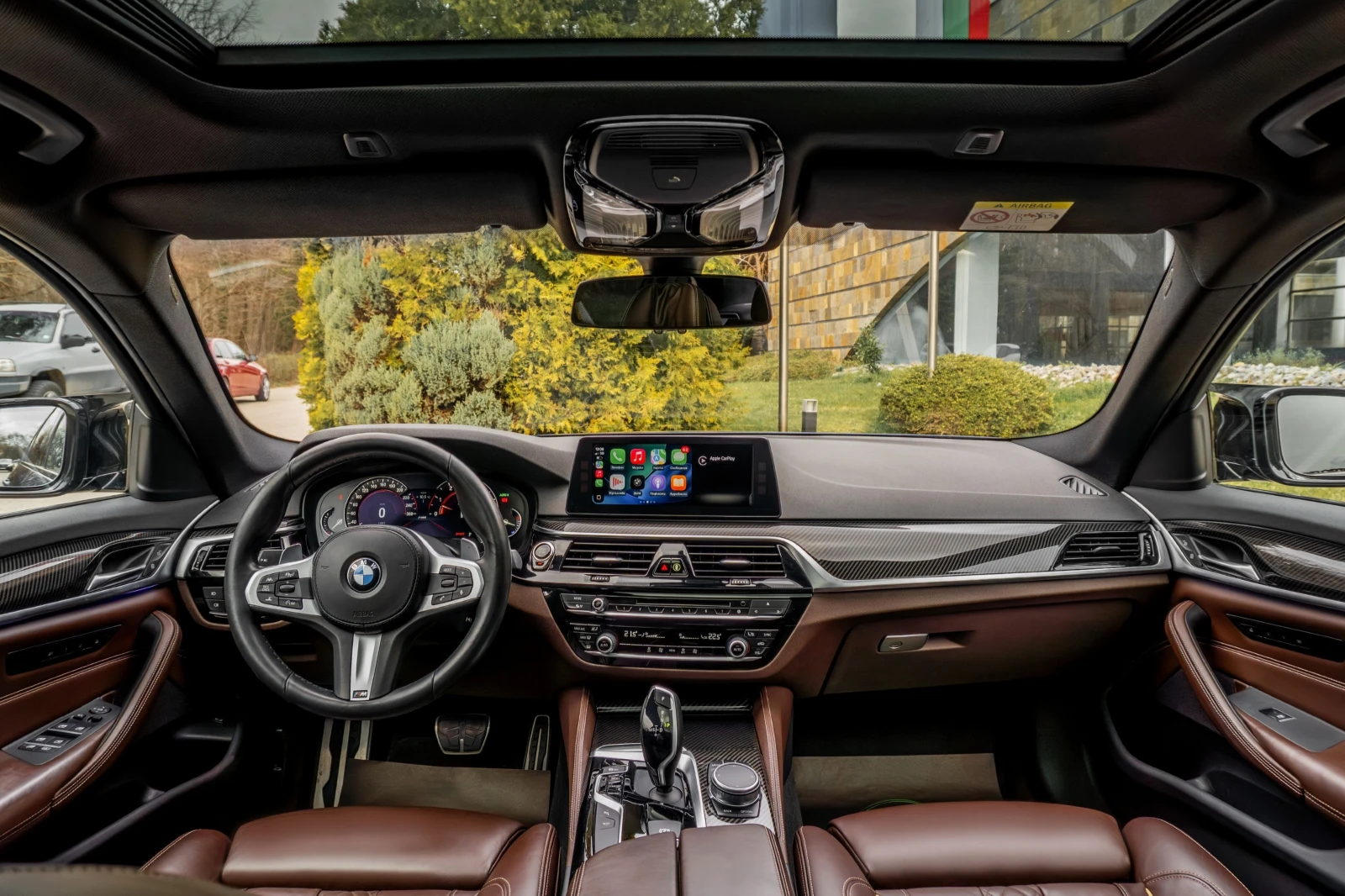 BMW 540 I* X-DRIVE* M-SPORT* LCI* CARBON* MASSAGE* 3XTV, снимка 13 - Автомобили и джипове - 53991335