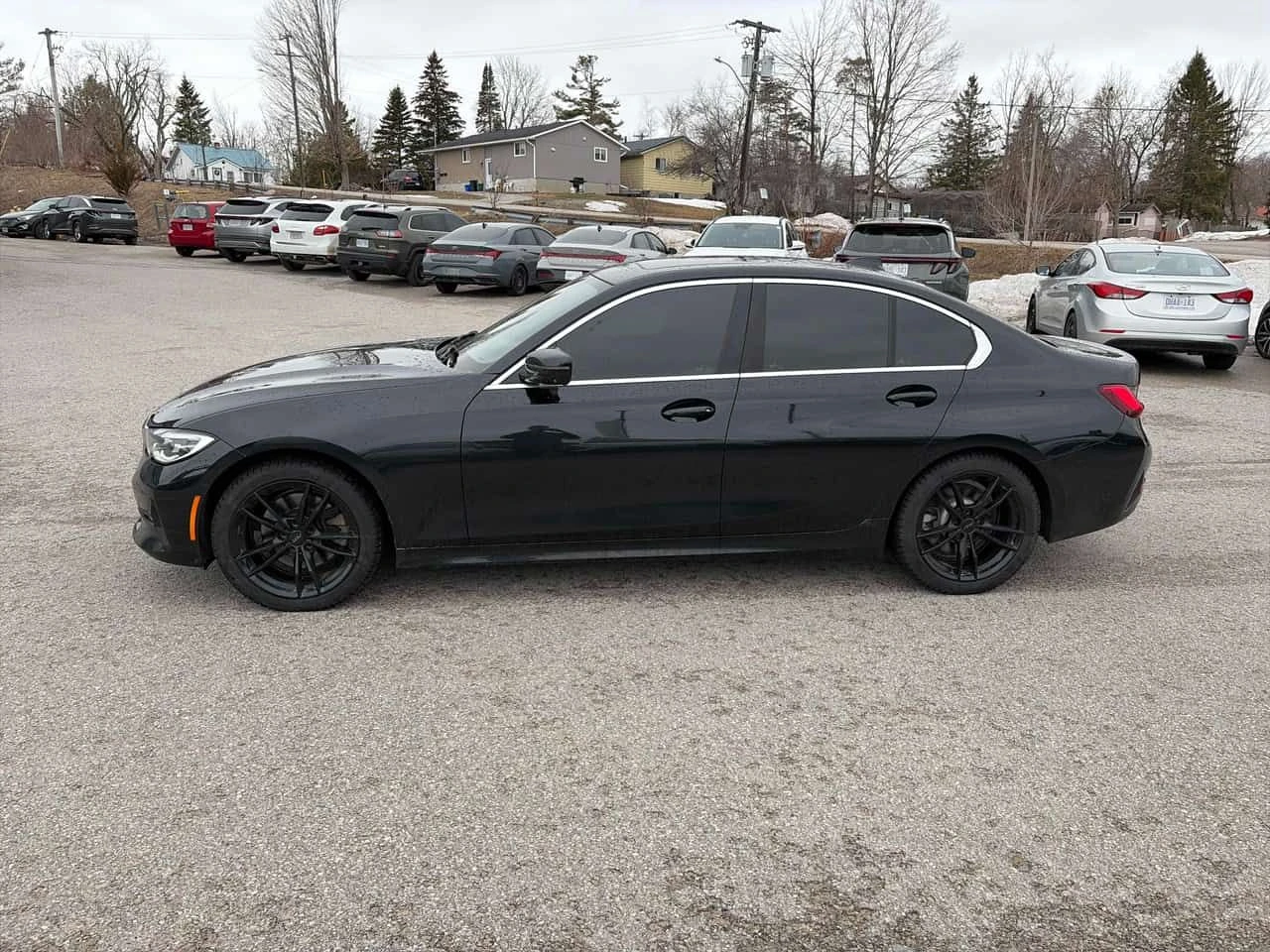 BMW 330 i xDrive/ШИБИДАХ/ВТОРИ ГУМИ И ДЖАНТИ, снимка 3 - Автомобили и джипове - 54057539