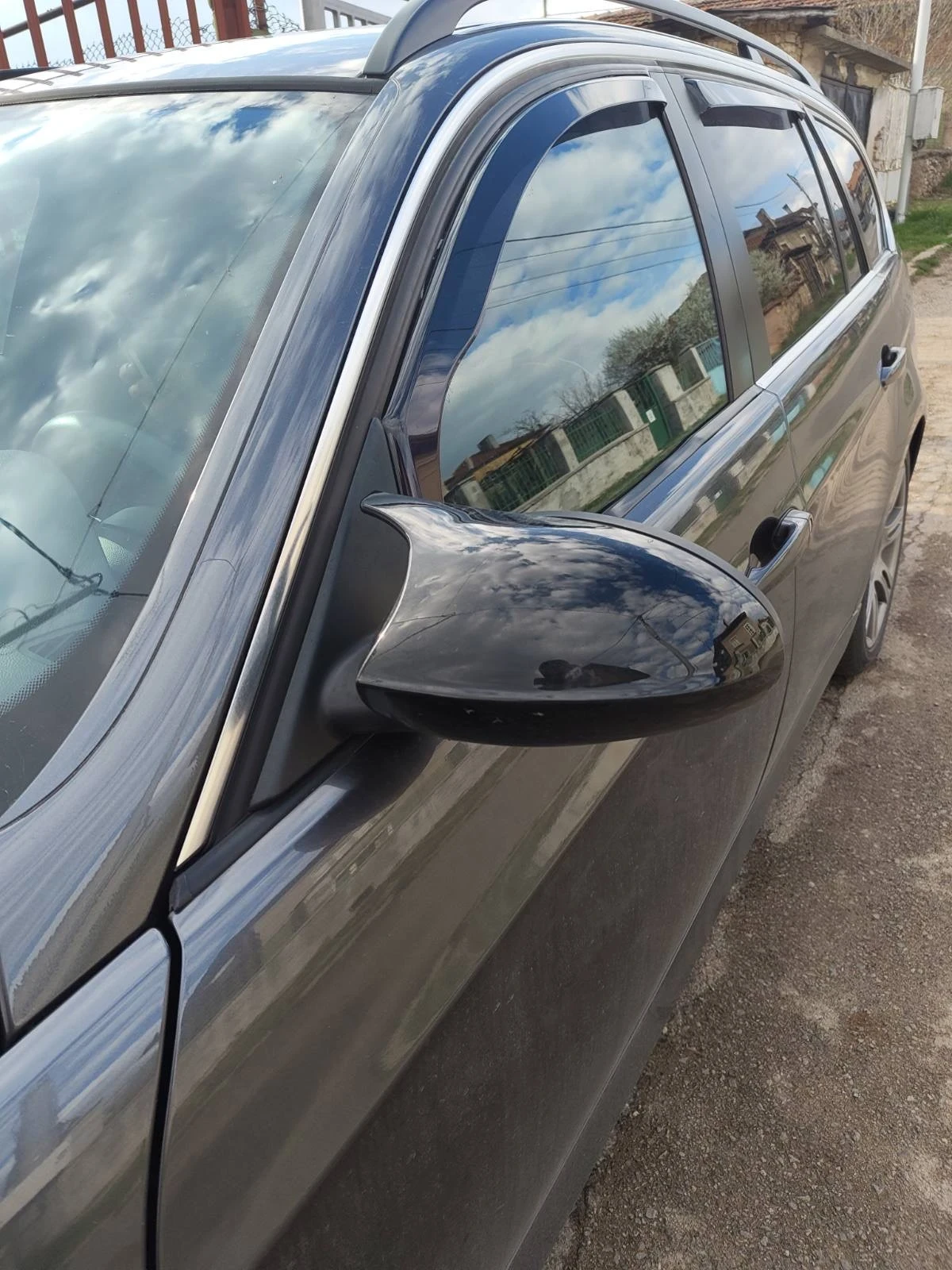 BMW 325 БМВ Е91 325ixi, снимка 2 - Автомобили и джипове - 54167661