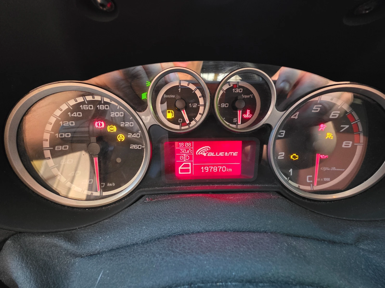 Alfa Romeo MiTo 1, 4 16V, снимка 8 - Автомобили и джипове - 54910616