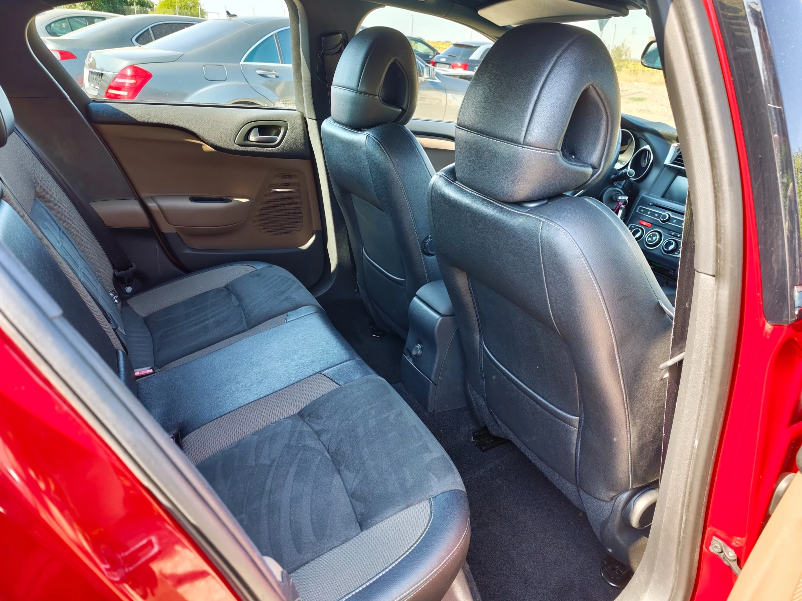 Citroen DS4 1.2i, снимка 12 - Автомобили и джипове - 55703991