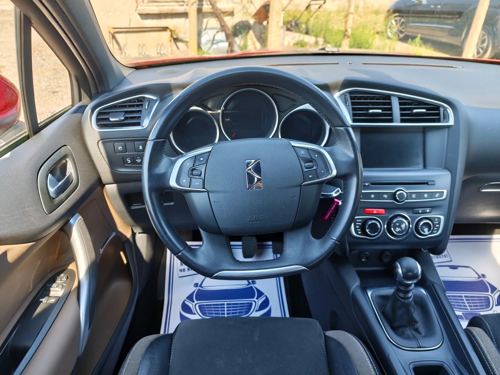 Citroen DS4 1.2i, снимка 14 - Автомобили и джипове - 55703991