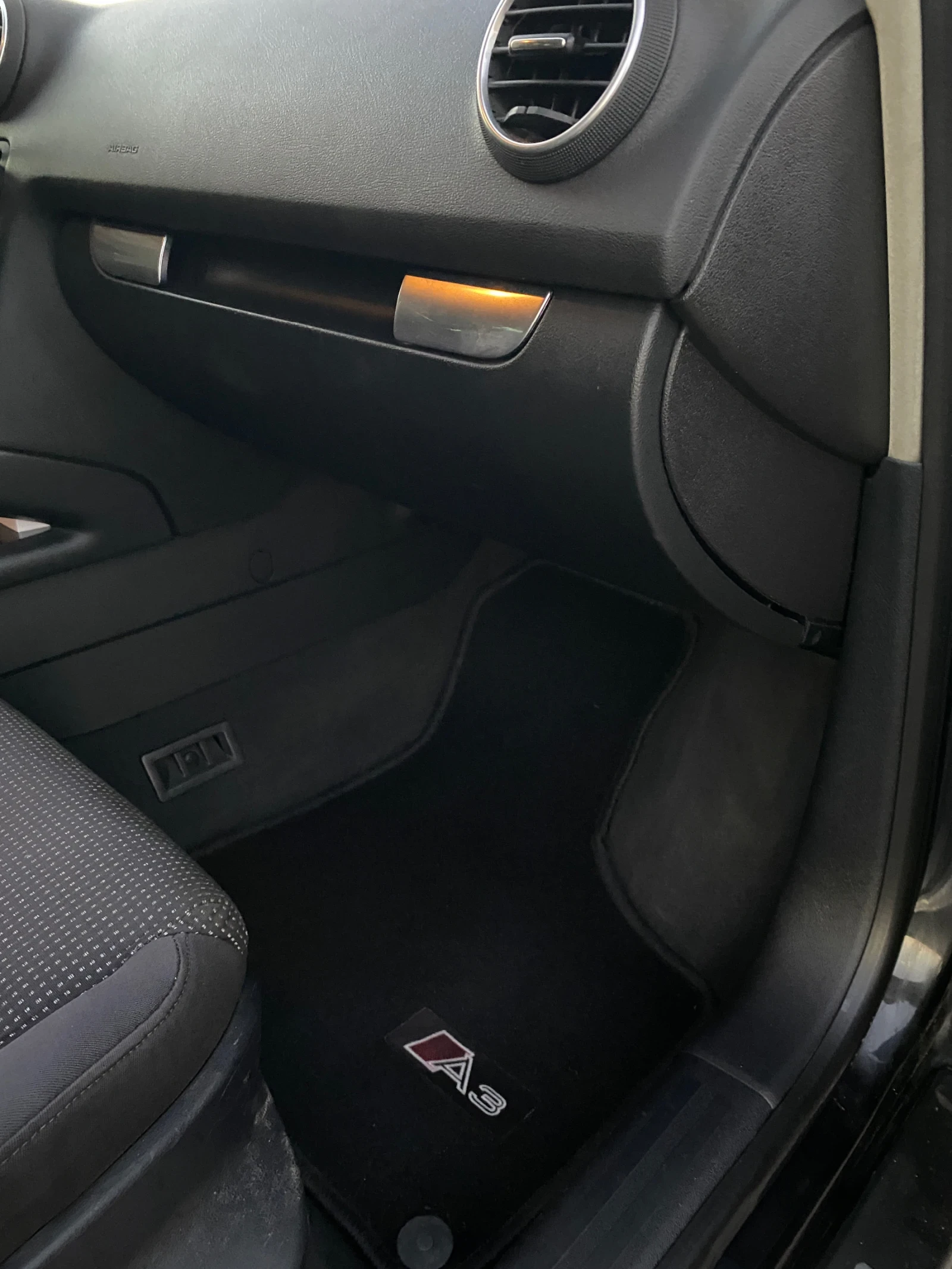 Audi A3, снимка 10 - Автомобили и джипове - 55971700