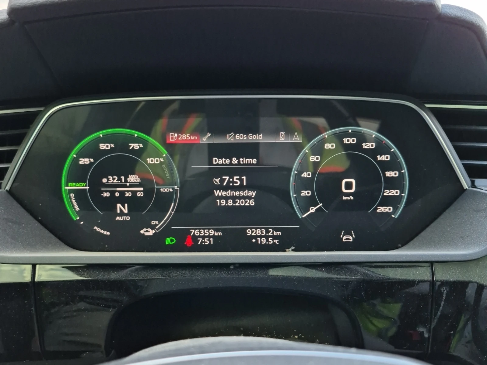 Audi E-Tron, снимка 8 - Автомобили и джипове - 56041141