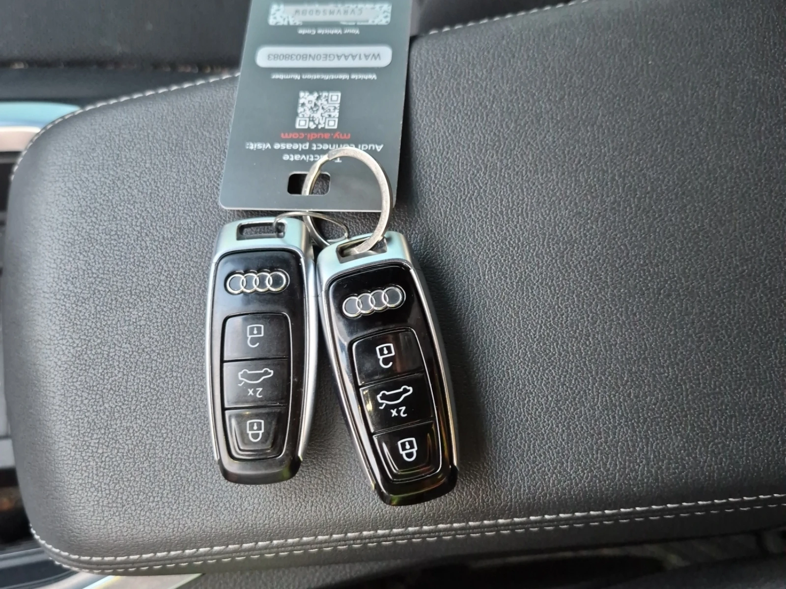 Audi E-Tron, снимка 7 - Автомобили и джипове - 56041141