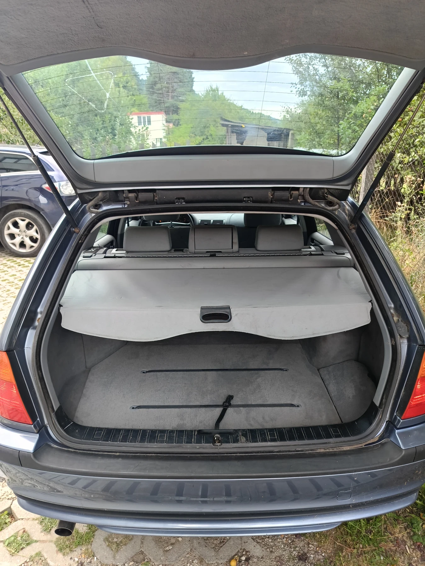 BMW 318, снимка 2 - Автомобили и джипове - 56259220