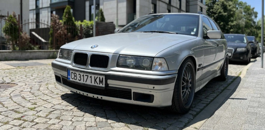 BMW 320 ///M50B30 ITB, снимка 2 - Автомобили и джипове - 56300873