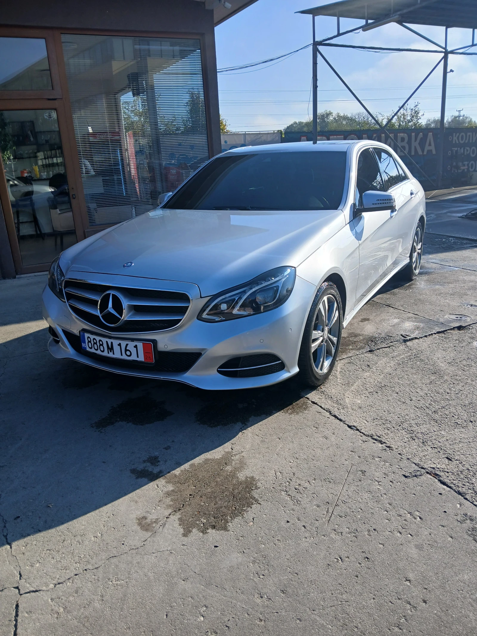 Mercedes-Benz E 220
