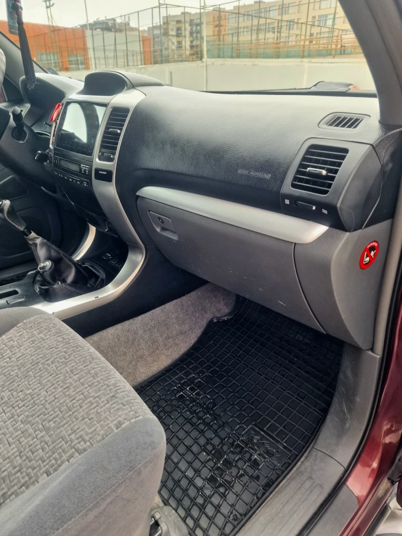 Toyota Land cruiser, снимка 7 - Автомобили и джипове - 52427212