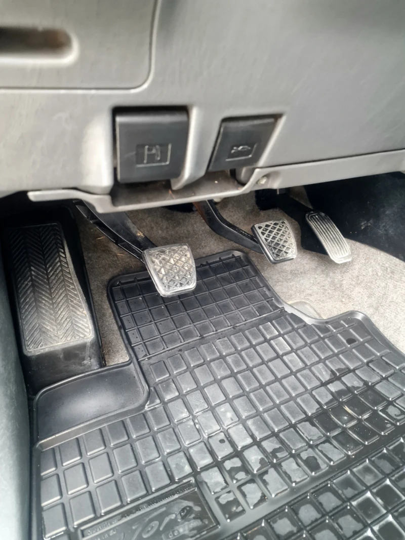 Toyota Land cruiser, снимка 8 - Автомобили и джипове - 52427212