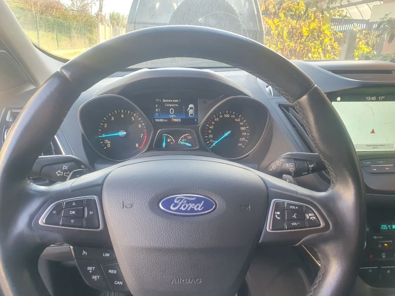 Ford Kuga Всички екстри за модела, снимка 7 - Автомобили и джипове - 52317395